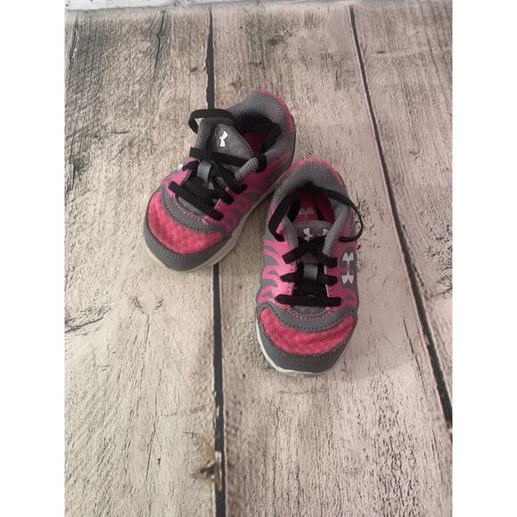 UNDER ARMOUR Girl’s Pink/Gray Sneakers / Size: 3 - Picture 1 of 8